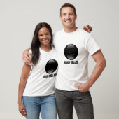 Schwarzes Balled T-Shirt (Unisex)