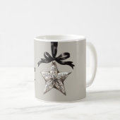 Schwarzes Band Grauer Silberner Stern Kaffeetasse (VorderseiteRechts)