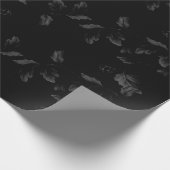Schwarzes Blatt-Blumenrebe-Muster auf Schwarzem Geschenkpapier (Ecke)