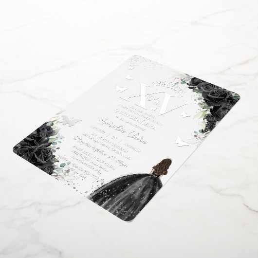 Schwarzes Blumenkleid Quinceañera Quince 15 XV Sil Folieneinladung (Gedreht)