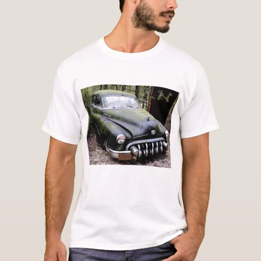 Schwarzes Buick-Auto mit Moos T-Shirt (Vorderseite)