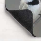 Schwarzes Chickadee-Foto Mousepad (Ecke)