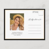 Schwarzes elegantes Script Minimalistisch Chic Bra Einladungspostkarte (Rückseite)