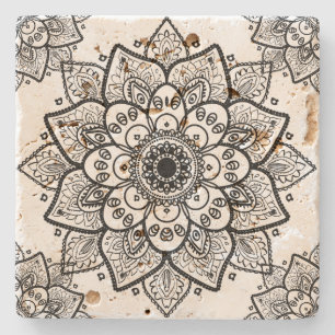 Schwarzes florales Mandala auf weißem Hintergrund Steinuntersetzer