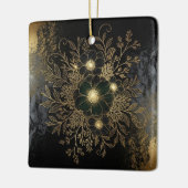 Schwarzes florales Ornament mit luxuriösem Metalld (Links)
