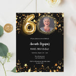 Schwarzes Foto - Stars zum 60. Geburtstag<br><div class="desc">Ein modernes,  stilvolles Foto für eine 60. Geburtstagsfeier. Ein klassischer schwarzer Hintergrund mit goldenen Imitaten. Personalisieren Sie Ihre Party-Daten und fügen Sie sie hinzu. 1 Blatt = 1 Einladung mit Druckkante bis Kante.</div>