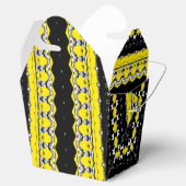 Schwarzes, gelbes und weißes Tribal-Muster Geschenkschachtel (Geöffnet)