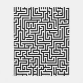 Schwarzes geometrisches Labyrinthmuster auf weißem Fleecedecke (Vorderseite)