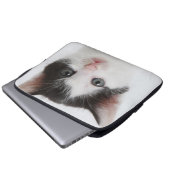 Schwarzes gepunktetes Kätzchen Laptopschutzhülle (Vorne Knopf)