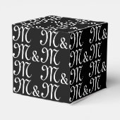 Schwarzes Geschenk mit den Initials eines Paares Geschenkschachtel (Rückseite)