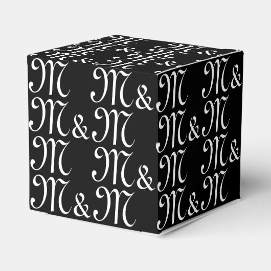 Schwarzes Geschenk mit den Initials eines Paares Geschenkschachtel (Rückseite)
