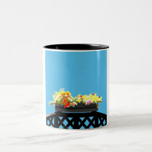 Schwarzes Gitter Zweifarbige Tasse