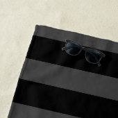 Schwarzes Grau Stripes rustikales Strandtuch (Beispiel)
