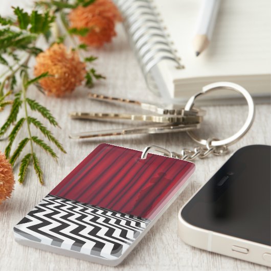 Schwarzes Häuschen-versah rotes Raum-Doppeltes Schlüsselanhänger (Vorderseite rechts)