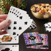 Schwarzes helles Licht-Monogramm mit Namen Spielkarten (In Situ)