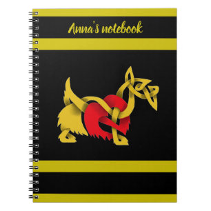 Schwarzes Herz eines Scottish Terriers mit gold-ke Notizblock