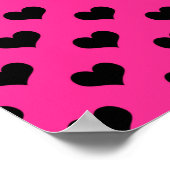 Schwarzes Herz Hot Pink Hintergrund Polka Dot Herz Poster (Ecke)