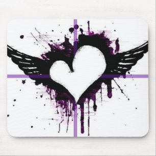 Schwarzes Herz mit Flügeln Mousepad