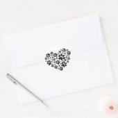 Schwarzes Herz mit Pfoten, Tierfuttermuster Runder Aufkleber (Umschlag)