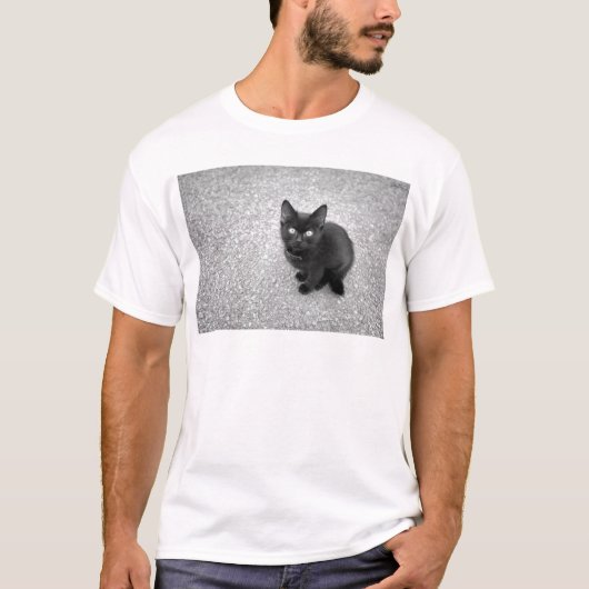 Schwarzes Kätzchen T-Shirt (Vorderseite)