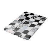 Schwarzes Katzenmuster Gingham gemischtes Karomust Badematte (Schrägansicht)