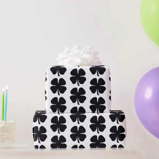 Schwarzes Kleeblatt, matt Geschenkpapier (Partygeschenke)