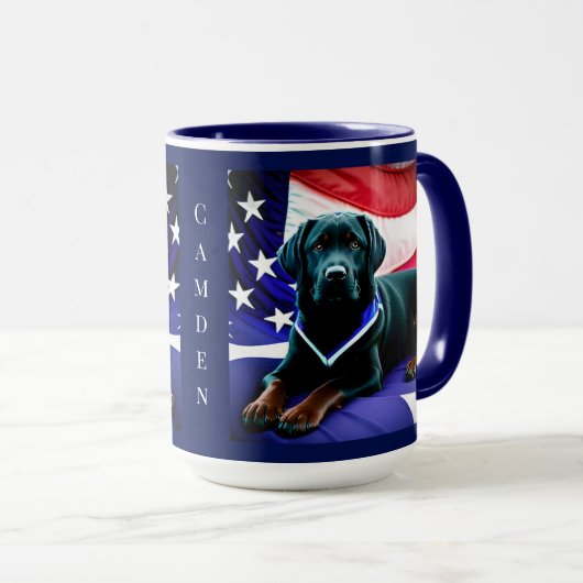 Schwarzes Labor mit amerikanischer Flagge Patrioti Tasse (VorderseiteRechts)