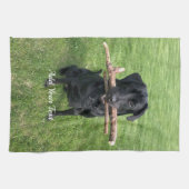 Schwarzes Labor mit zwei Sticks Foto und Name des Geschirrtuch (Horizontal)