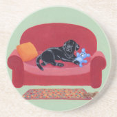 Schwarzes Labrador auf der rosa Couch Untersetzer (Vorne)
