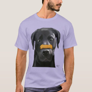 Schwarzes Labrador mit dem Knochen auf Nase 2 T-Shirt