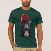 Schwarzes Labrador mit Fez T-Shirt (Vorderseite)