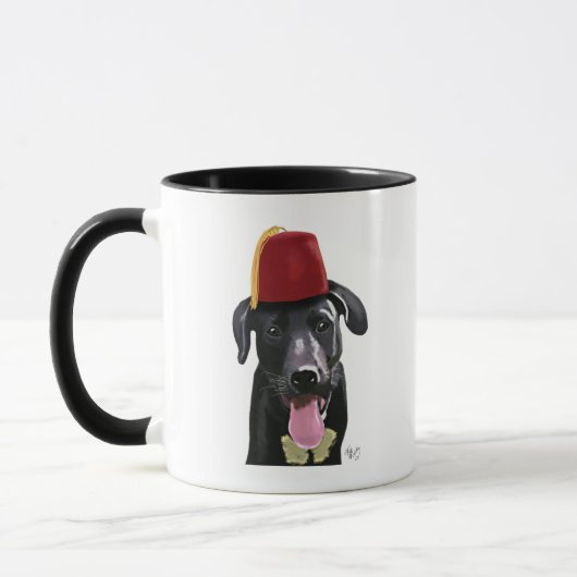 Schwarzes Labrador mit Fez Tasse (Links)