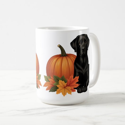 Schwarzes Labrador mit Herbstblättern und Pumpkin Kaffeetasse (VorderseiteRechts)