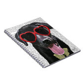 Schwarzes Labrador mit Herzsonnenbrille Notizblock (Rechte Seite)