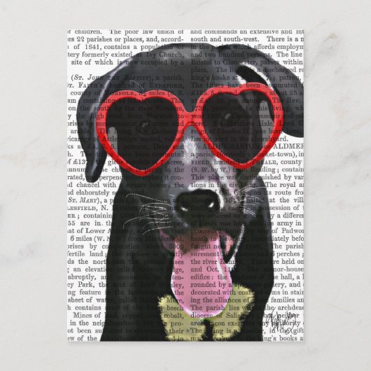 Schwarzes Labrador mit Herzsonnenbrille Postkarte (Vorderseite)