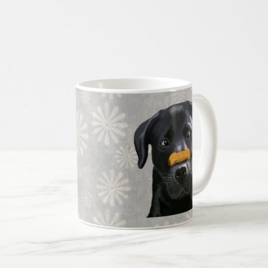 Schwarzes Labrador mit Knochen an der Nase 2 Kaffeetasse (VorderseiteRechts)