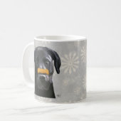 Schwarzes Labrador mit Knochen an der Nase 2 Kaffeetasse (Vorderseite Links)