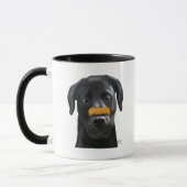 Schwarzes Labrador mit Knochen auf der Nase Tasse (Links)