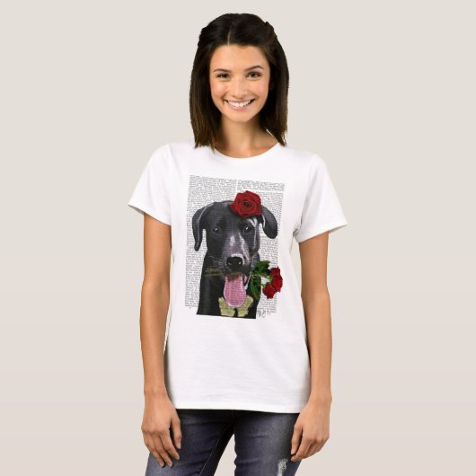 Schwarzes Labrador mit Rose T-Shirt (Vorne ganz)