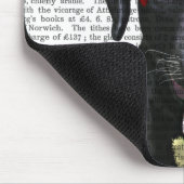 Schwarzes Labrador mit rotem Faszinator Mousepad (Ecke)