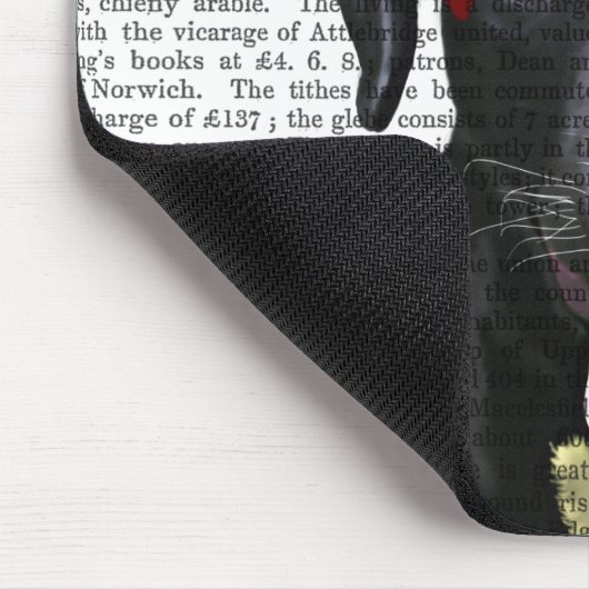 Schwarzes Labrador mit rotem Faszinator Mousepad (Ecke)