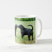 Schwarzes Labrador retriever Kaffeetasse (VorderseiteRechts)