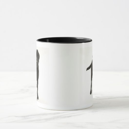 Schwarzes labrador retriever tasse (Zentrum)