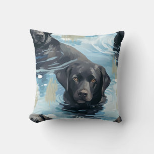 Schwarzes Labrador-Schwimmmuster Kissen