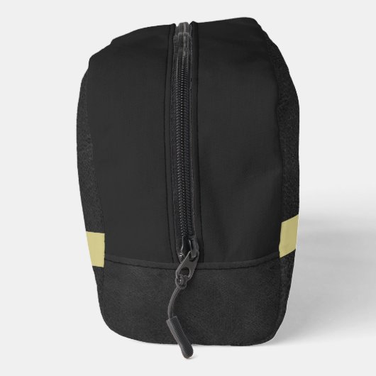 Schwarzes Leder Textur Trim Gold Monogram Name Waschbeutel (Rechts)