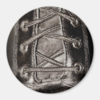 Schwarzes Leder und Schnürsenkel