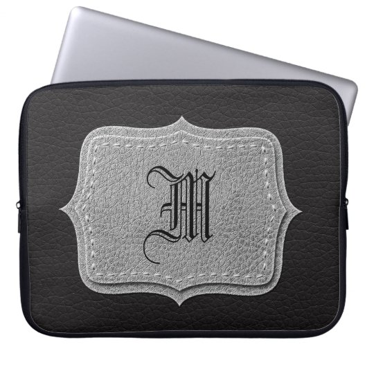 Schwarzes ledernes personalisiertes Monogramm Laptopschutzhülle (Vorderseite)