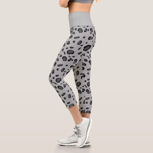 Schwarzes Leopard-Muster auf Grau Capri Leggings (Links)
