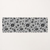 Schwarzes Leopard-Muster auf Grau Yogamatte (Rückseite (Horizontal))