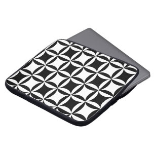 Schwarzes Loch im Türmuster Laptopschutzhülle